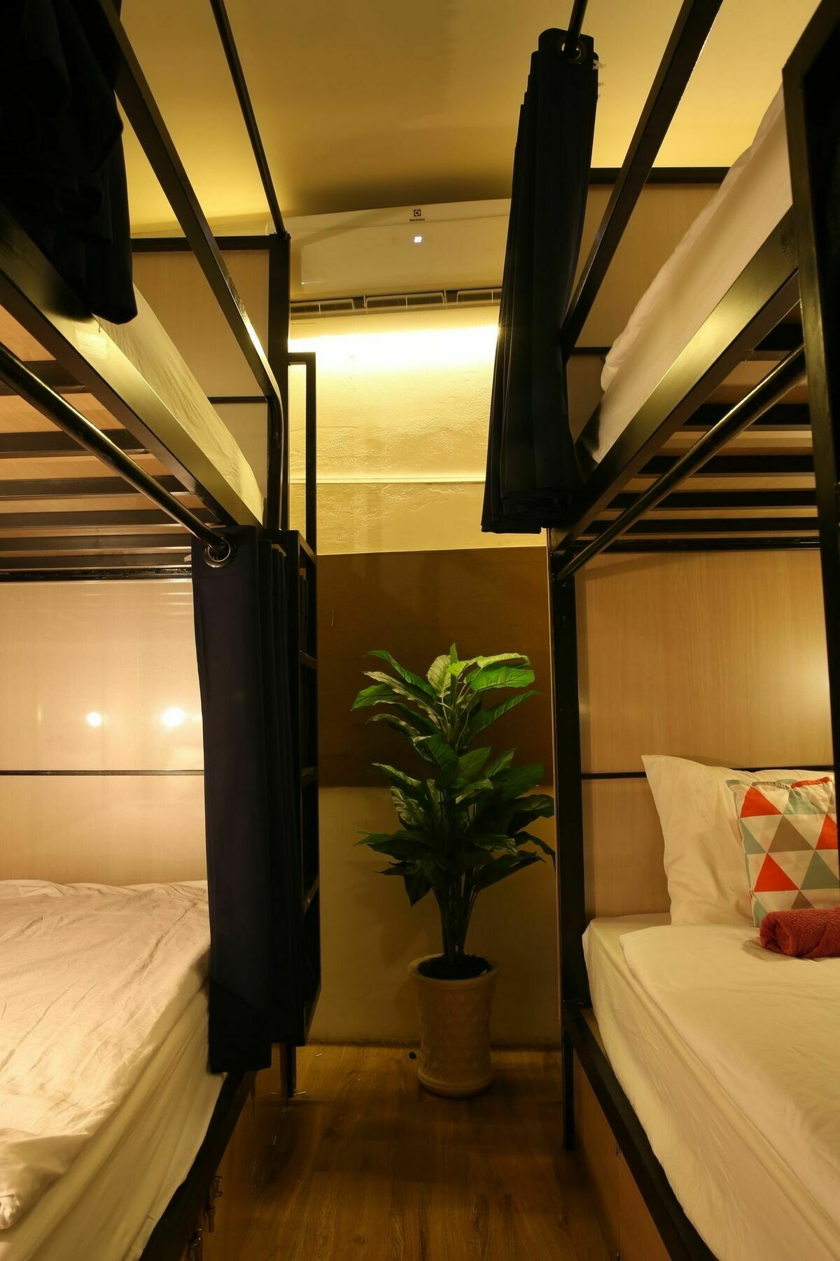 Oyo 708 The Cozi House - Homestay Ho Şi Min Dış mekan fotoğraf